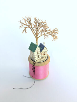 Living on the Edge 19; Reel Lives... Geranium